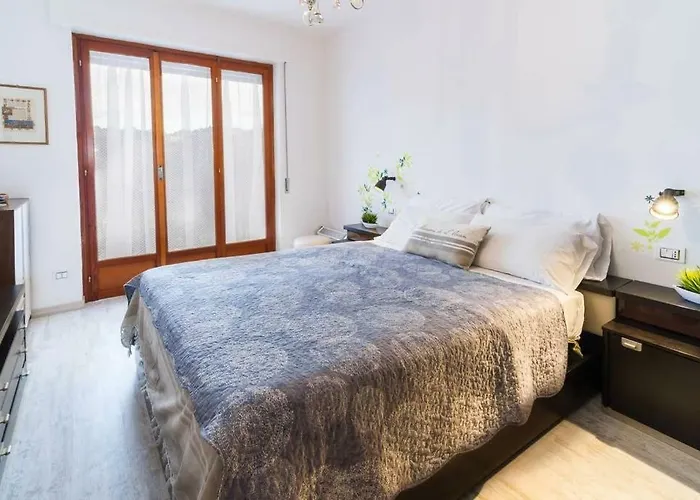 Your Holidays In Sanremo. 4 Minutes From The Appartement *
